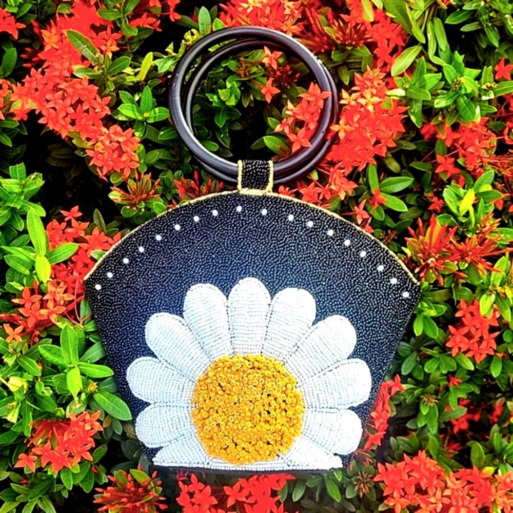 Mary frances fresh as a daisy handbag bag
